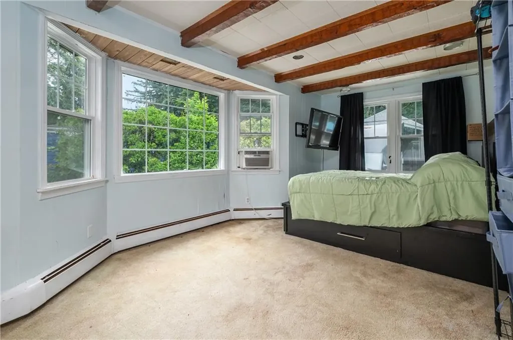 60 White Parkway North Smithfield RI 02896