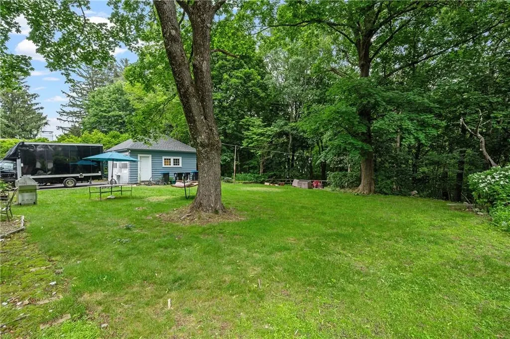 60 White Parkway North Smithfield RI 02896