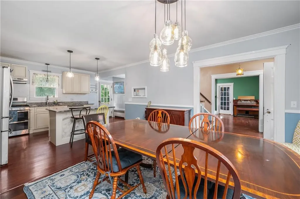 60 White Parkway North Smithfield RI 02896