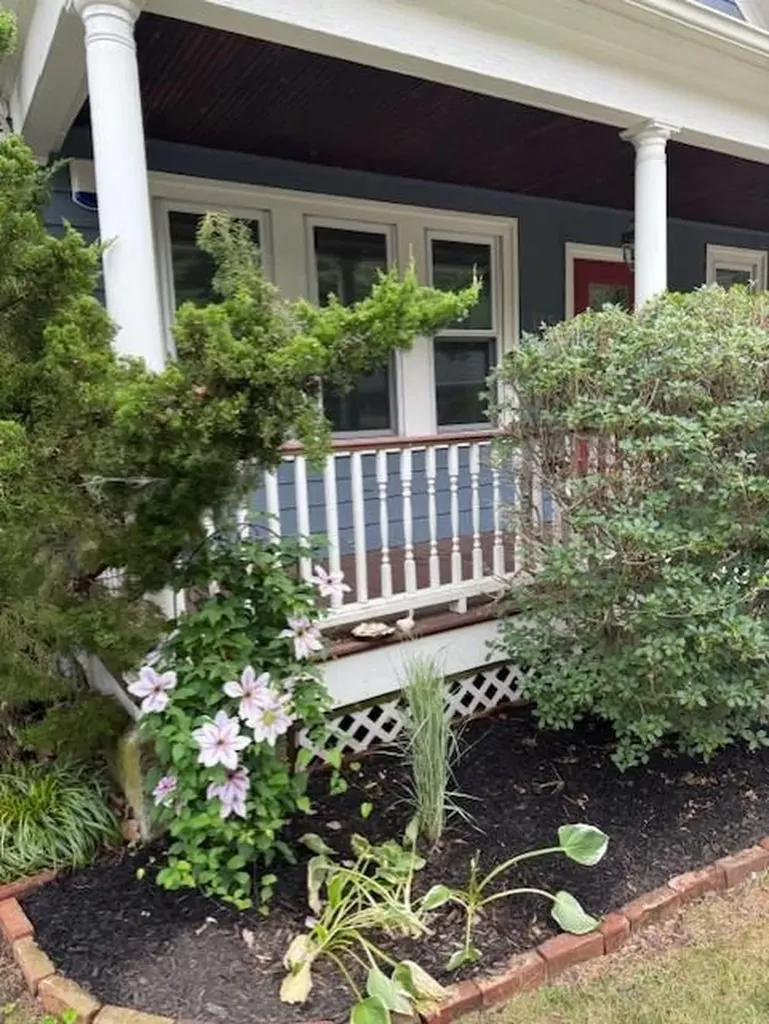 115 Longwood Avenue Providence RI 02908