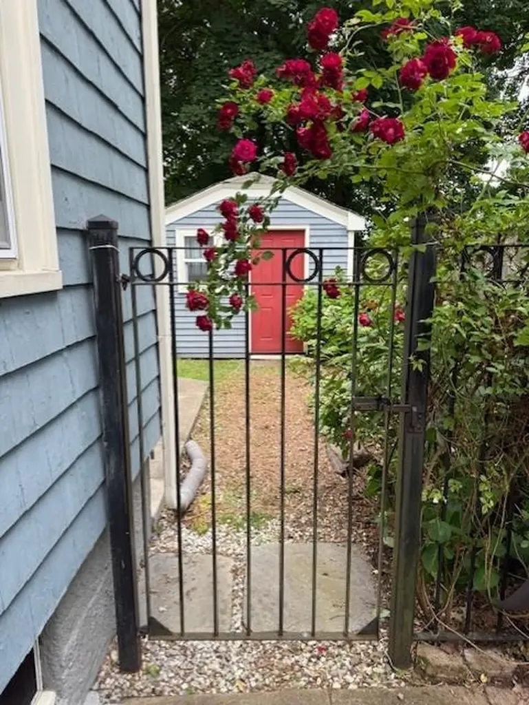 115 Longwood Avenue Providence RI 02908