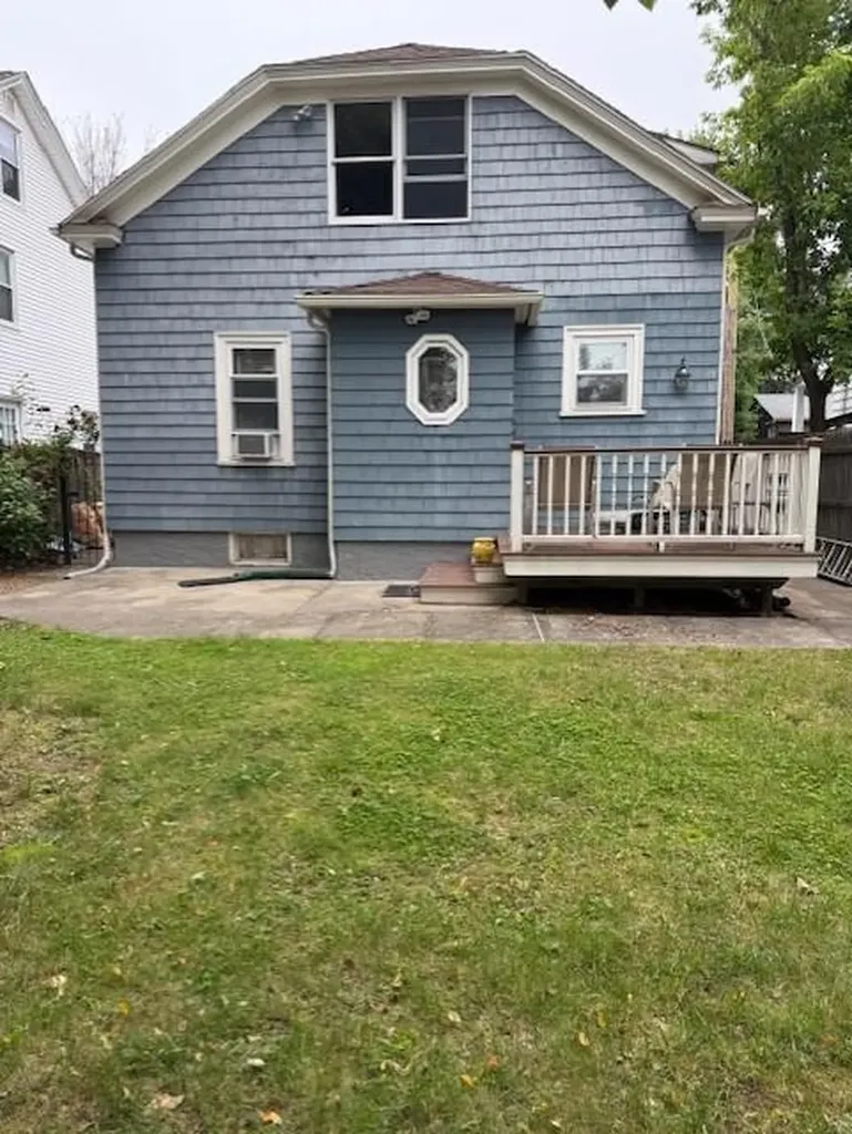 115 Longwood Avenue Providence RI 02908