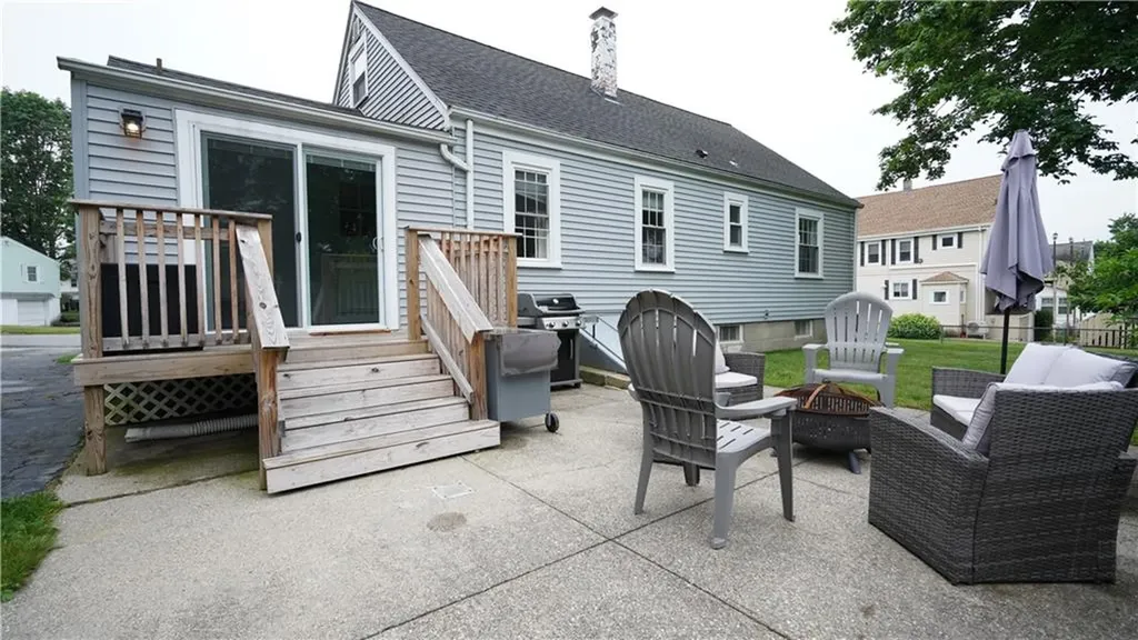 12 Cumberland Street Cumberland RI 02864