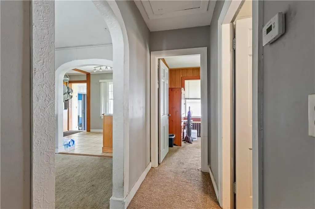 132 West Street West Warwick RI 02893