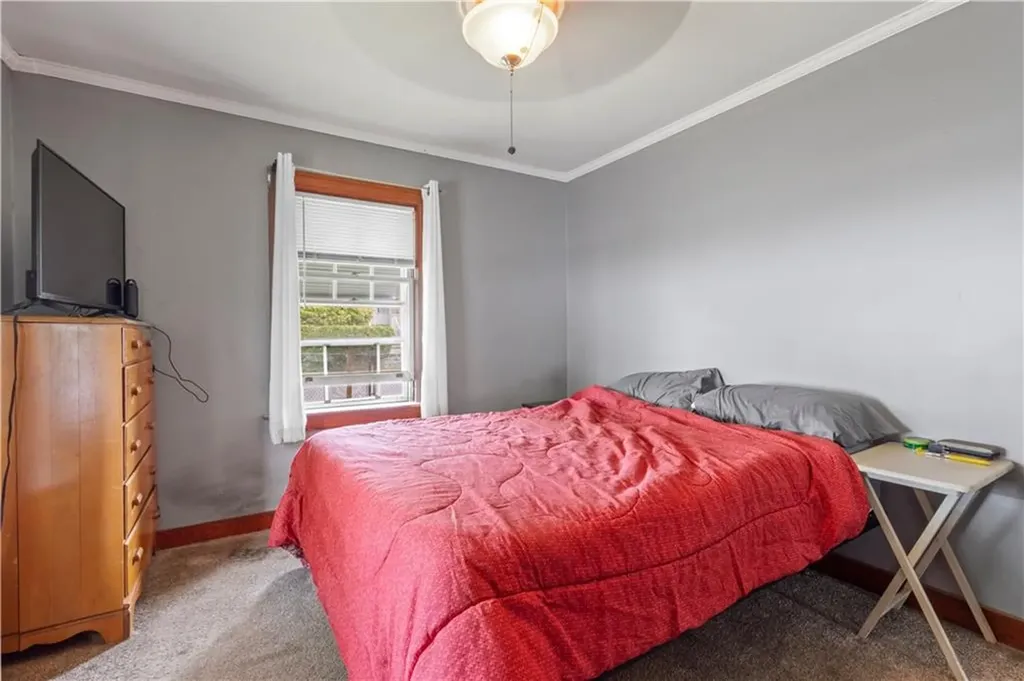 132 West Street West Warwick RI 02893
