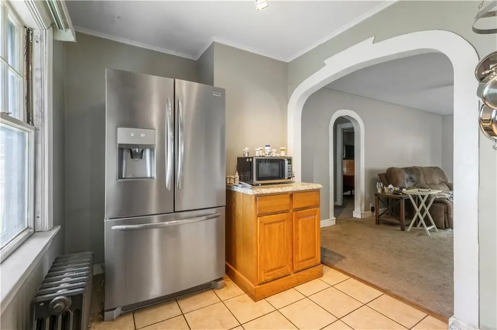132 West Street West Warwick RI 02893