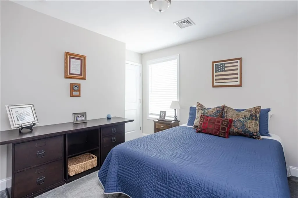 52 Bedlow Avenue Newport RI 02840