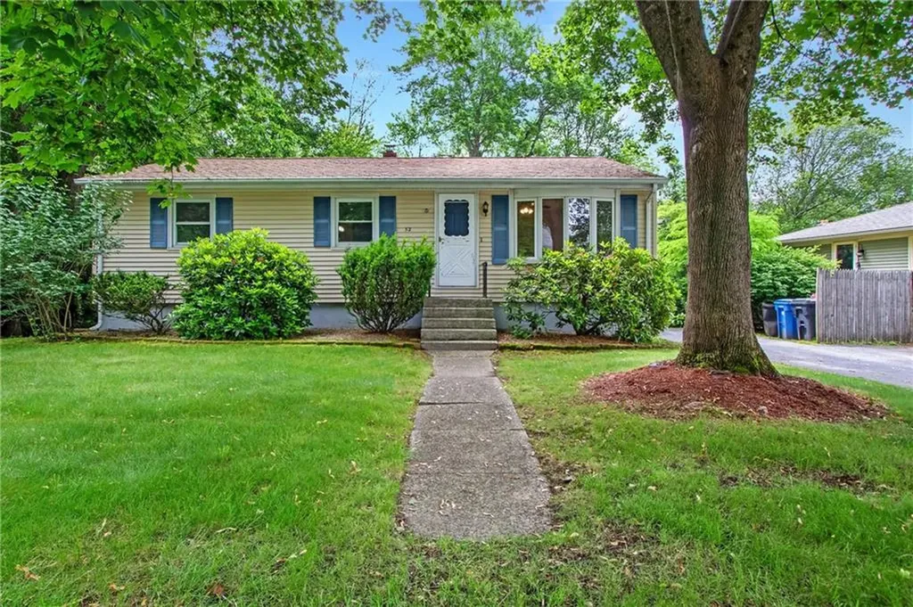 52 Kay Street Cumberland RI 02864