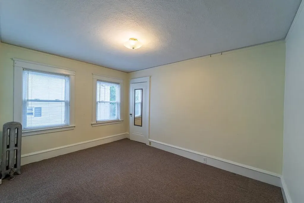 17 19 Methyl Street Providence RI 02906