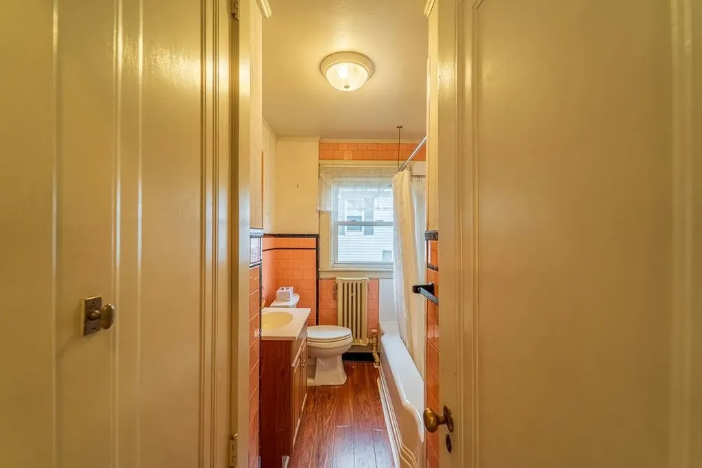 17 19 Methyl Street Providence RI 02906