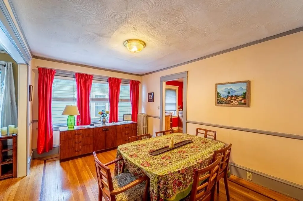 17 19 Methyl Street Providence RI 02906