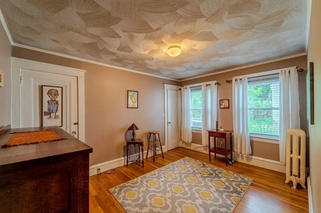 17 19 Methyl Street Providence RI 02906