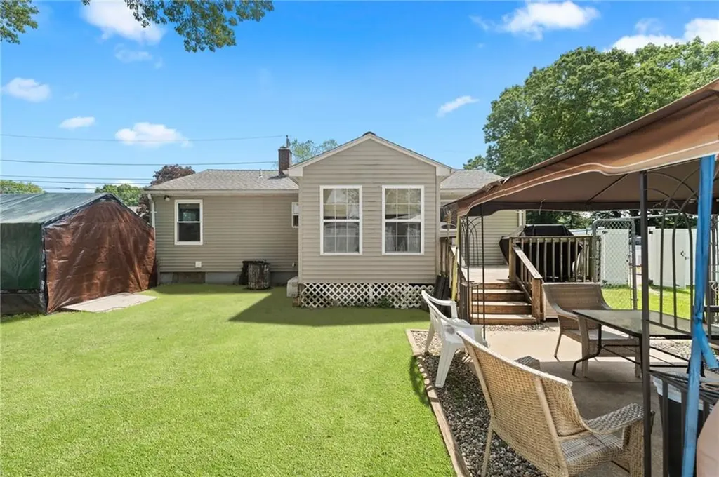 49 Cottage Grove Avenue Warwick RI 02889