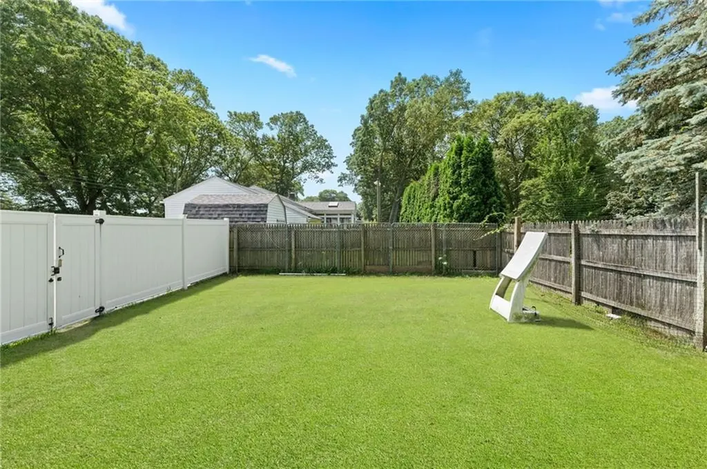 49 Cottage Grove Avenue Warwick RI 02889