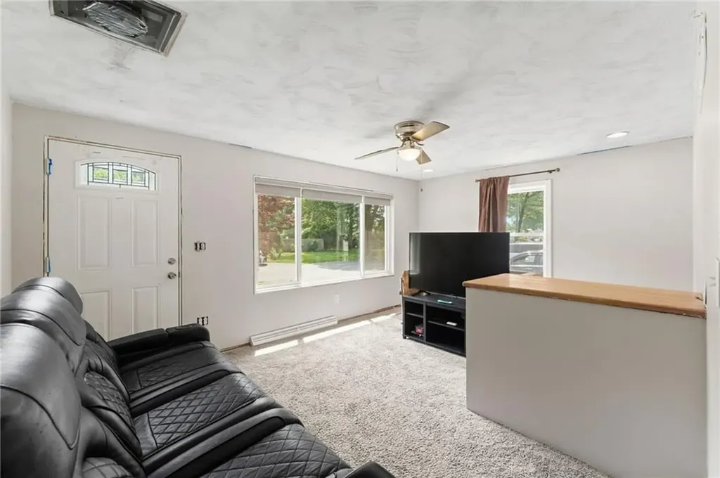 49 Cottage Grove Avenue Warwick RI 02889