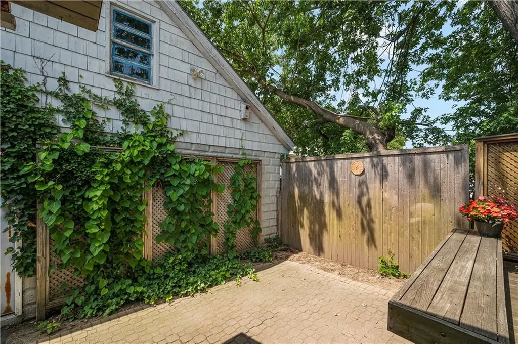 34 Trinidad Street Providence RI 02908