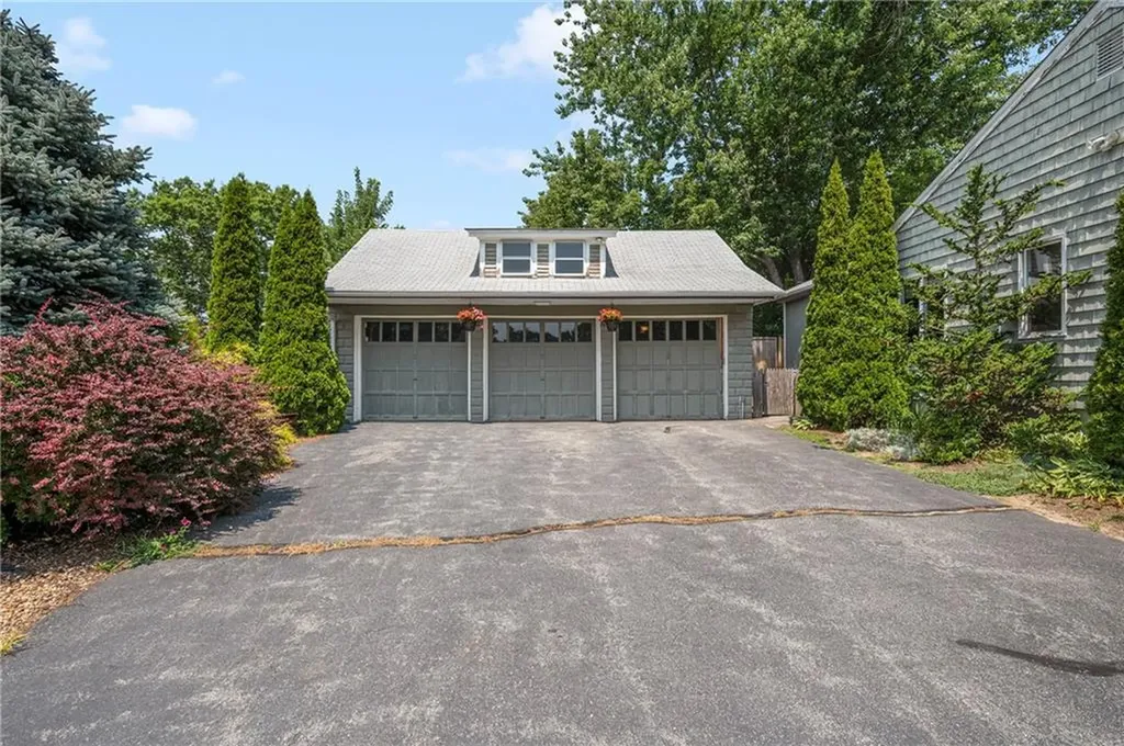 34 Trinidad Street Providence RI 02908