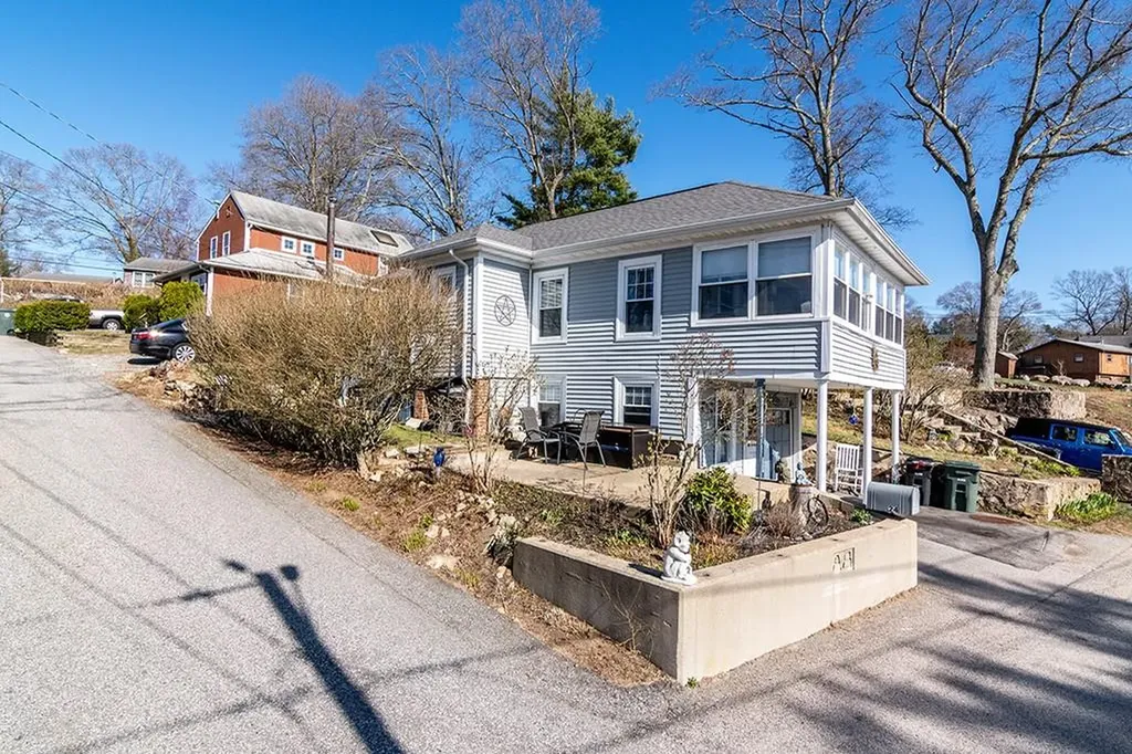 24 East Shore Drive Coventry RI 02816