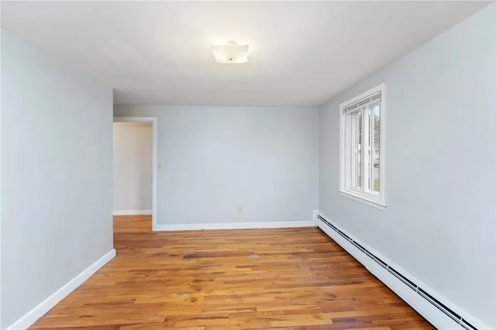 90 Waycross Drive Warwick RI 02888