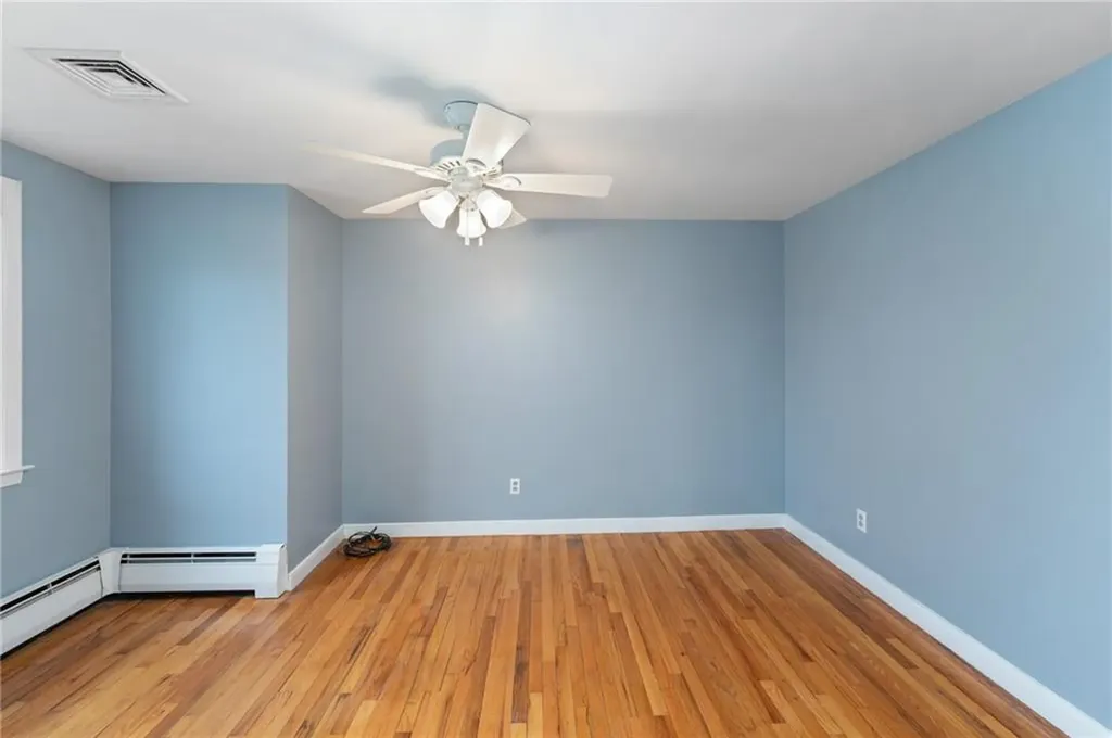 90 Waycross Drive Warwick RI 02888
