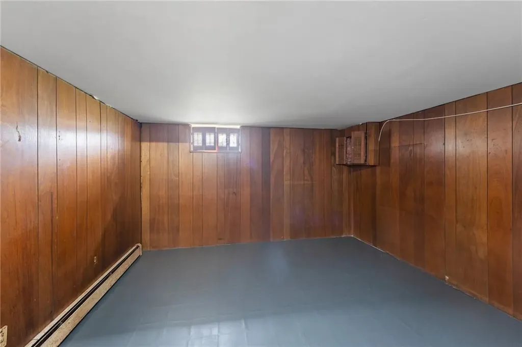 90 Waycross Drive Warwick RI 02888