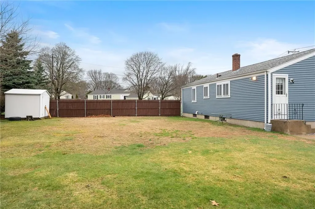 90 Waycross Drive Warwick RI 02888