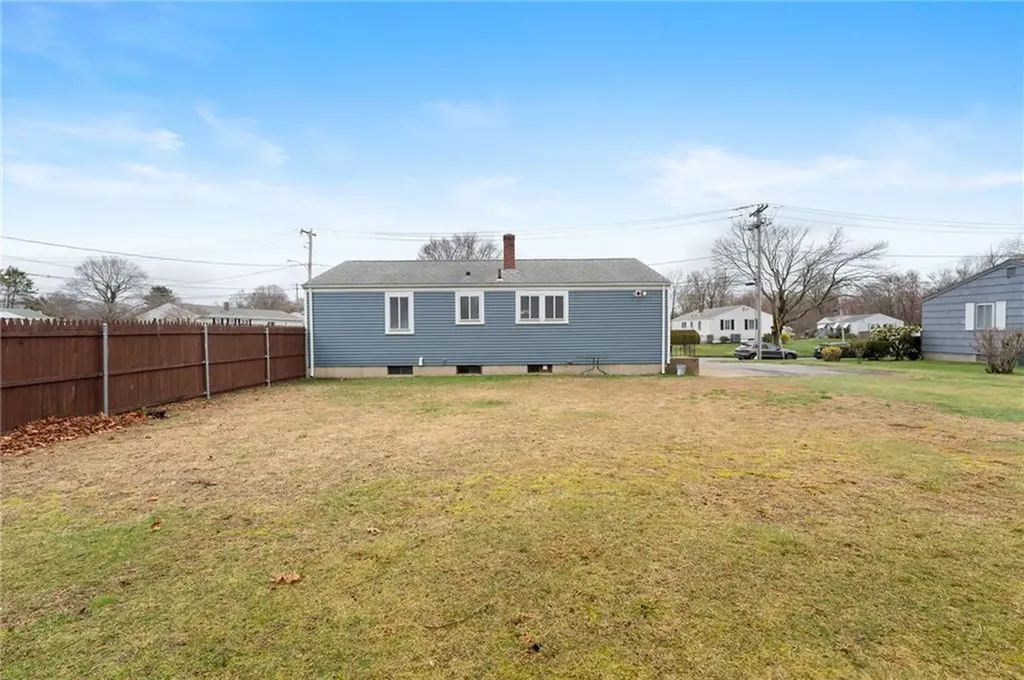 90 Waycross Drive Warwick RI 02888