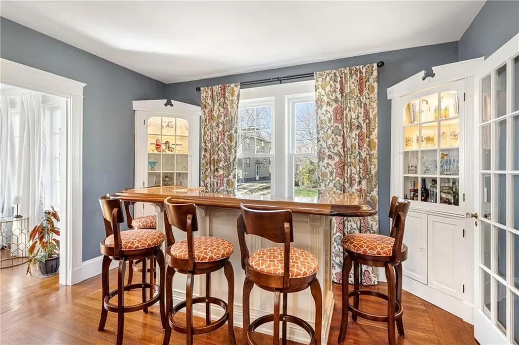 15 Rosewood Avenue Cranston RI 02905