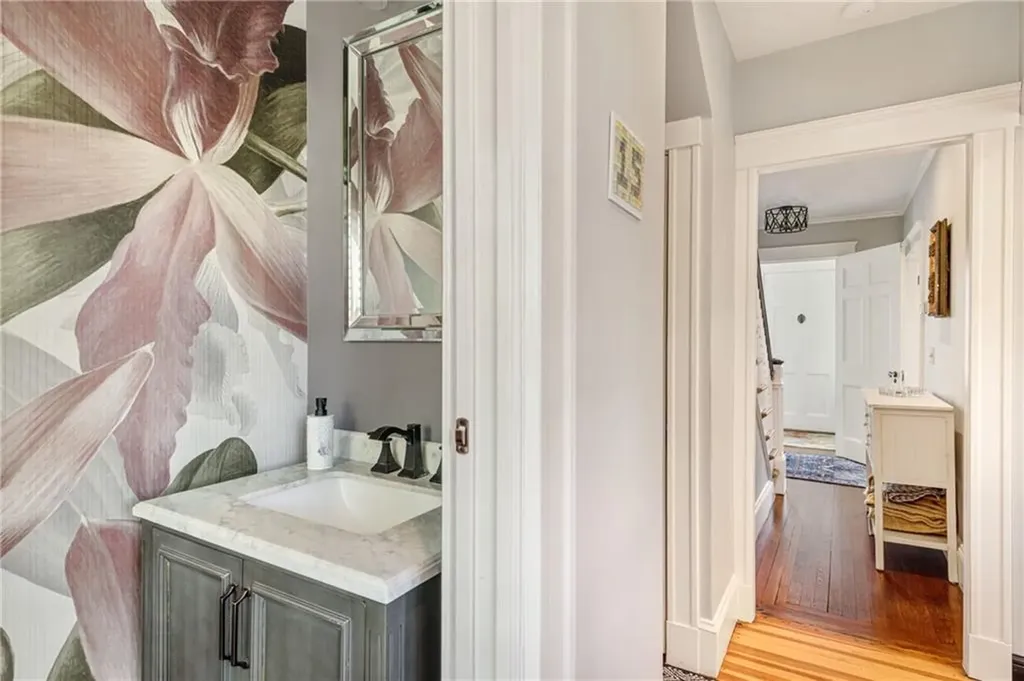 15 Rosewood Avenue Cranston RI 02905