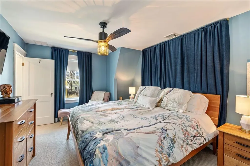 15 Rosewood Avenue Cranston RI 02905