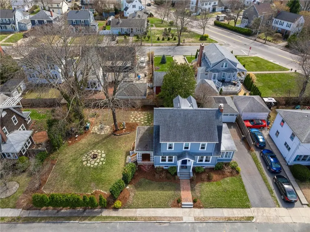 15 Rosewood Avenue Cranston RI 02905