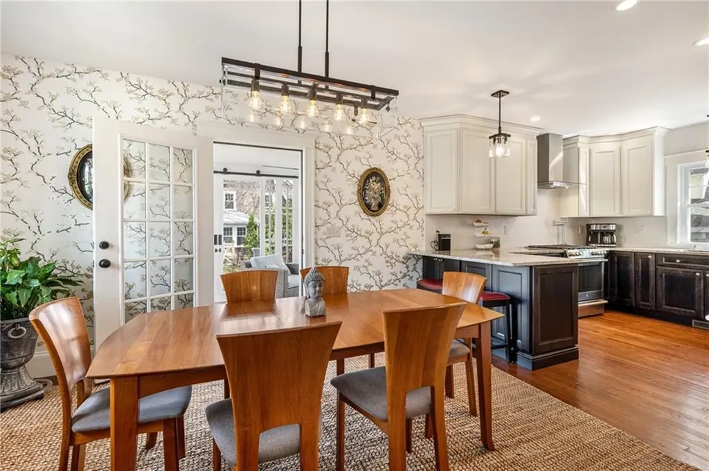 15 Rosewood Avenue Cranston RI 02905