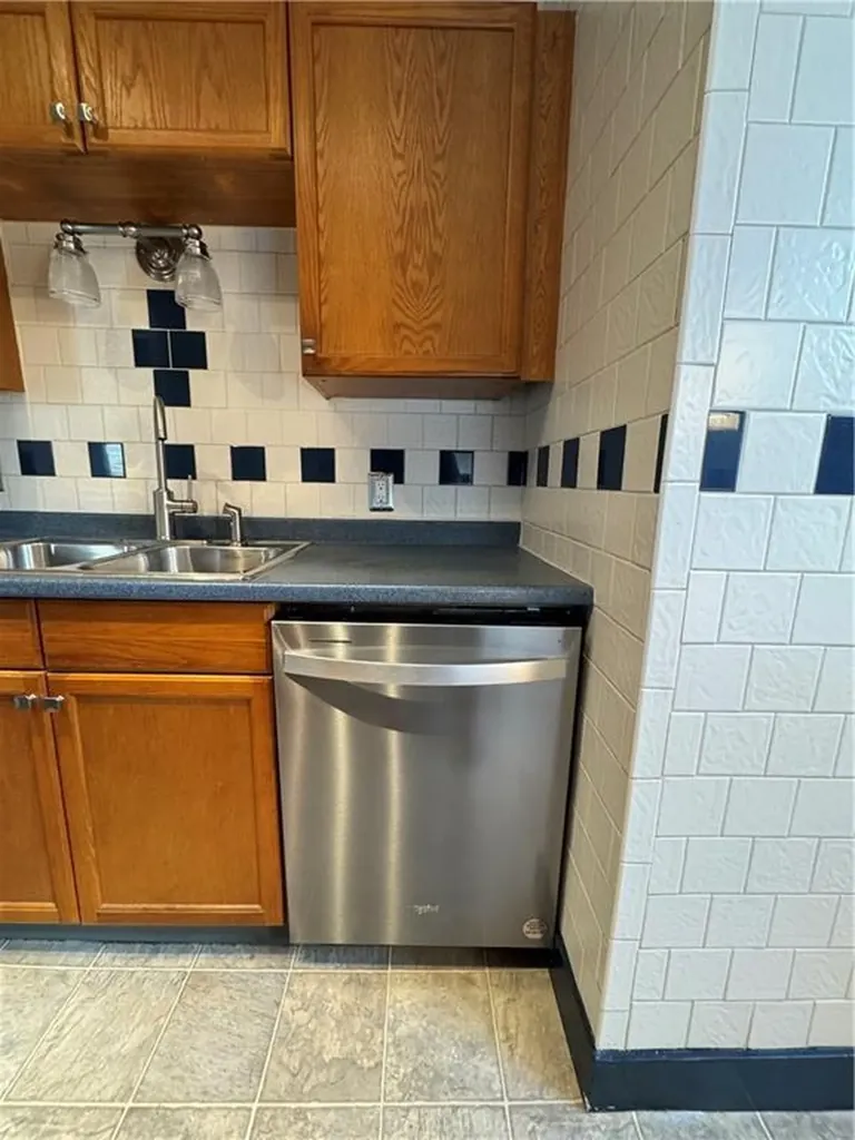 88 Nelson Street Providence RI 02908