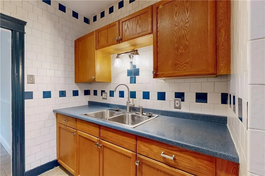 88 Nelson Street Providence RI 02908