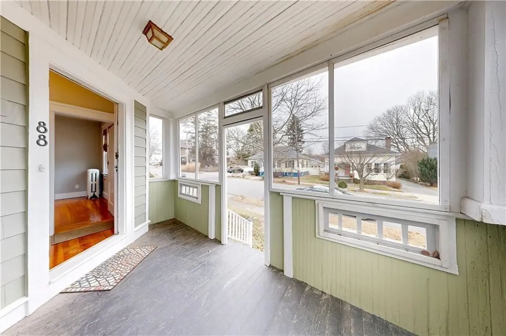 88 Nelson Street Providence RI 02908