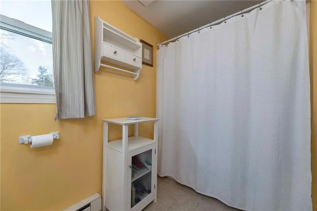 489 Maple Valley Road Coventry RI 02816