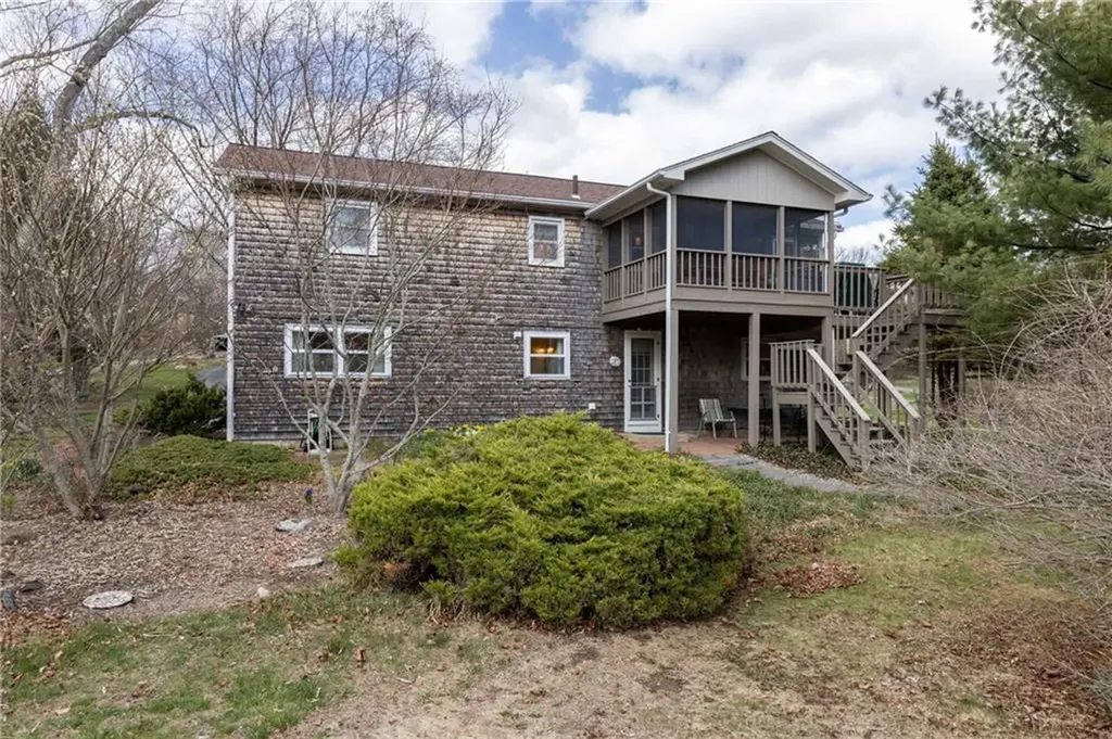 489 Maple Valley Road Coventry RI 02816