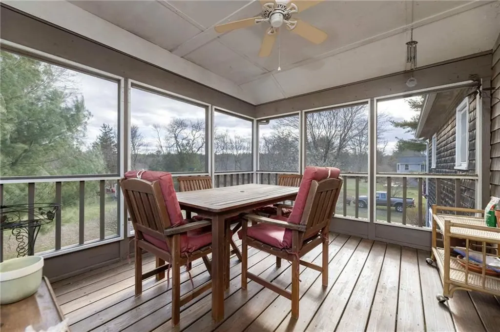 489 Maple Valley Road Coventry RI 02816