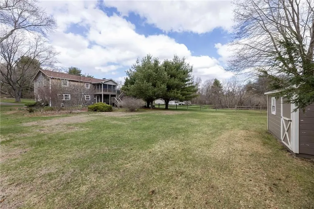 489 Maple Valley Road Coventry RI 02816