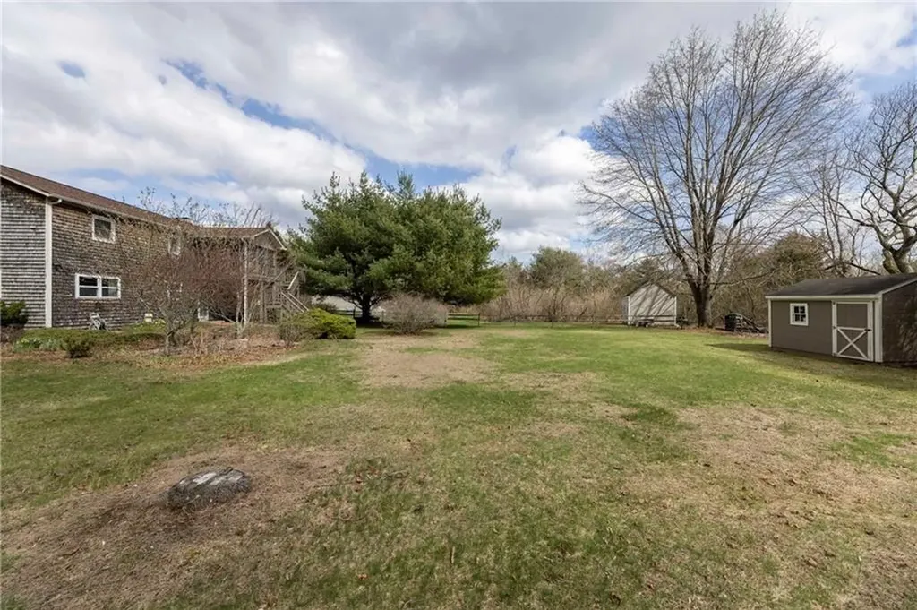489 Maple Valley Road Coventry RI 02816