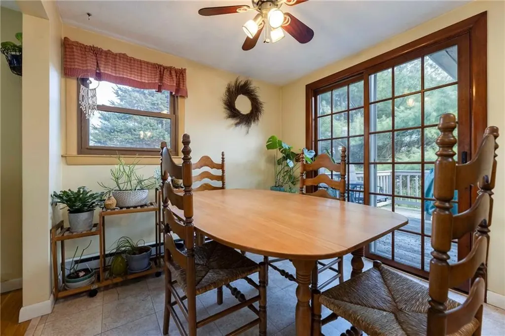 489 Maple Valley Road Coventry RI 02816