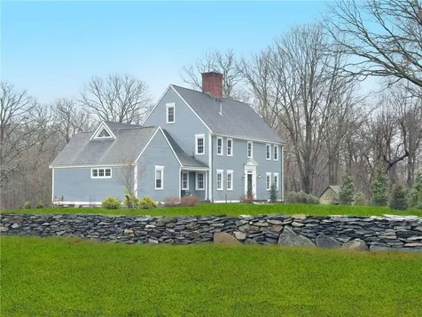 6 Knowlton Court Bristol RI 02809