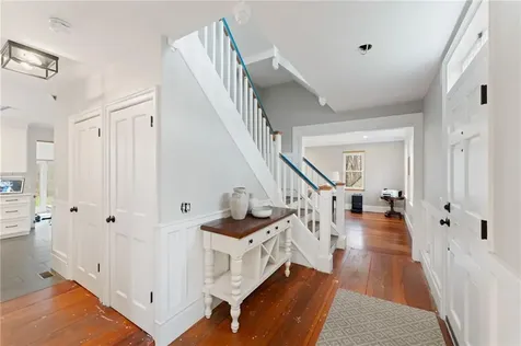 6 Knowlton Court Bristol RI 02809