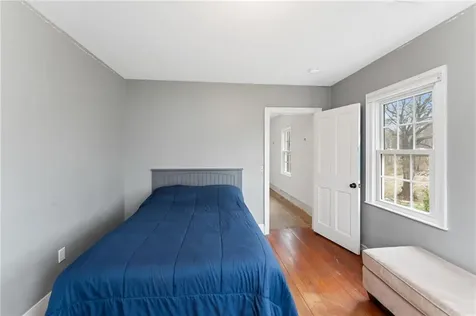 6 Knowlton Court Bristol RI 02809