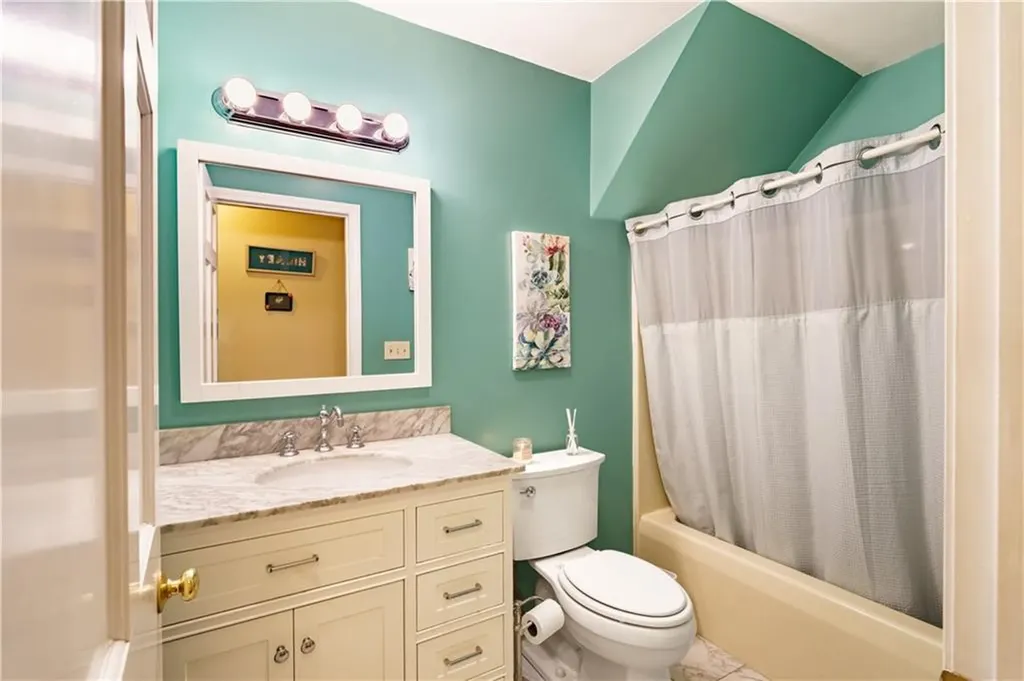 15 Cedar Pond Way West Greenwich RI 02817