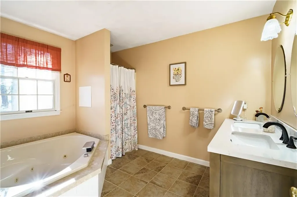 15 Cedar Pond Way West Greenwich RI 02817