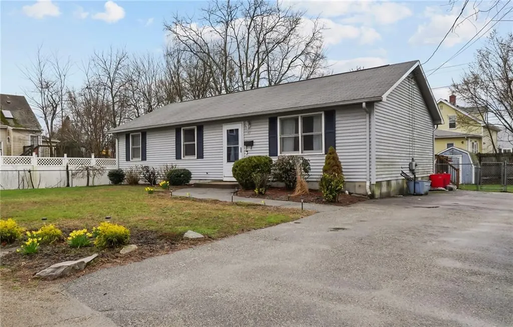 41 Aborn Avenue Warwick RI 02888