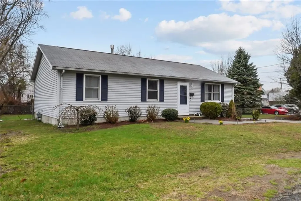 41 Aborn Avenue Warwick RI 02888