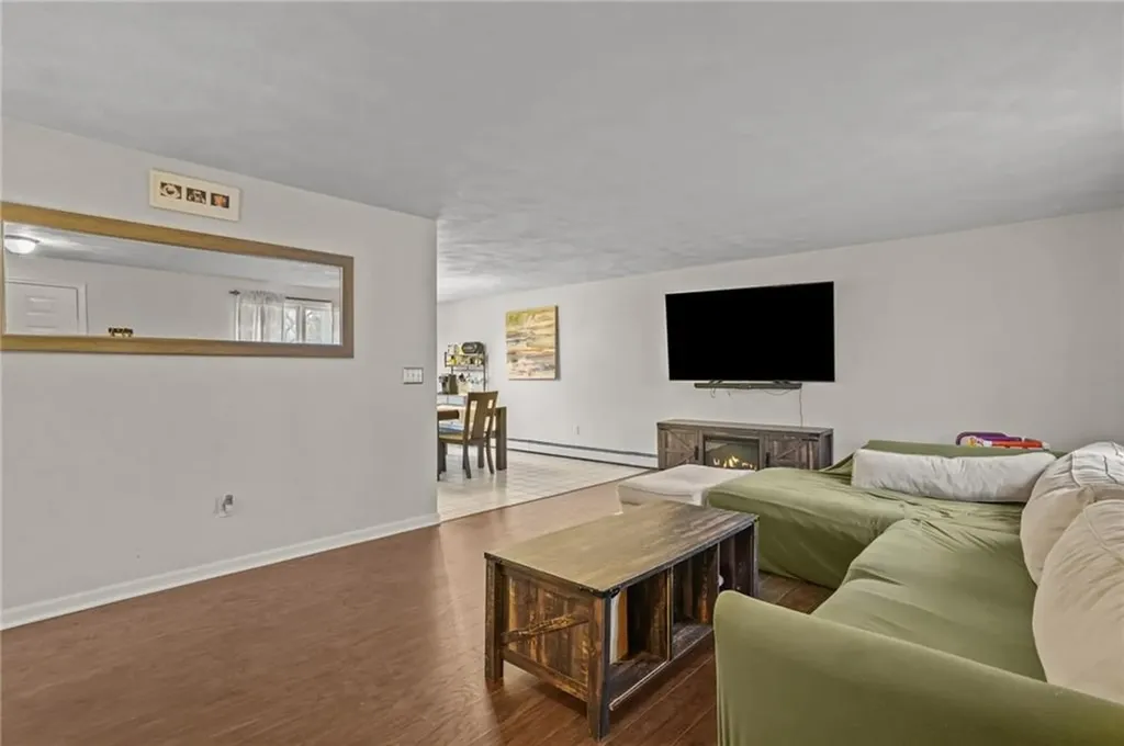 41 Aborn Avenue Warwick RI 02888