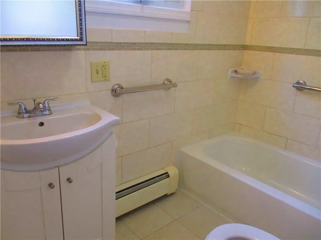 186 Elsie Street Cranston RI 02910